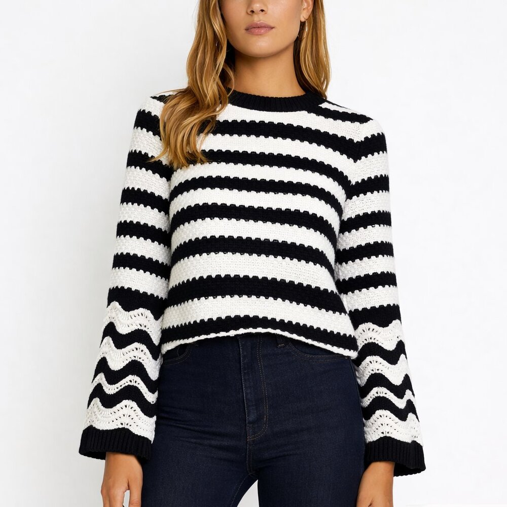 Alice + Olivia • Alivia Textured Bell Sleeve Sweater, S